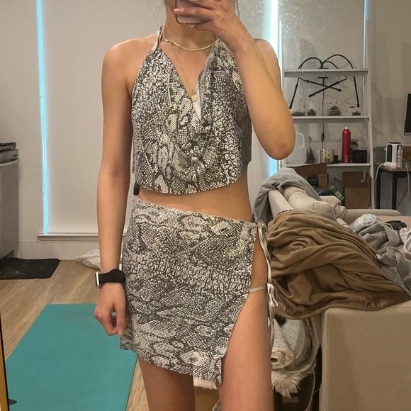 Tiger Mist chain skirt and top set size xs - Picture 3 of 3